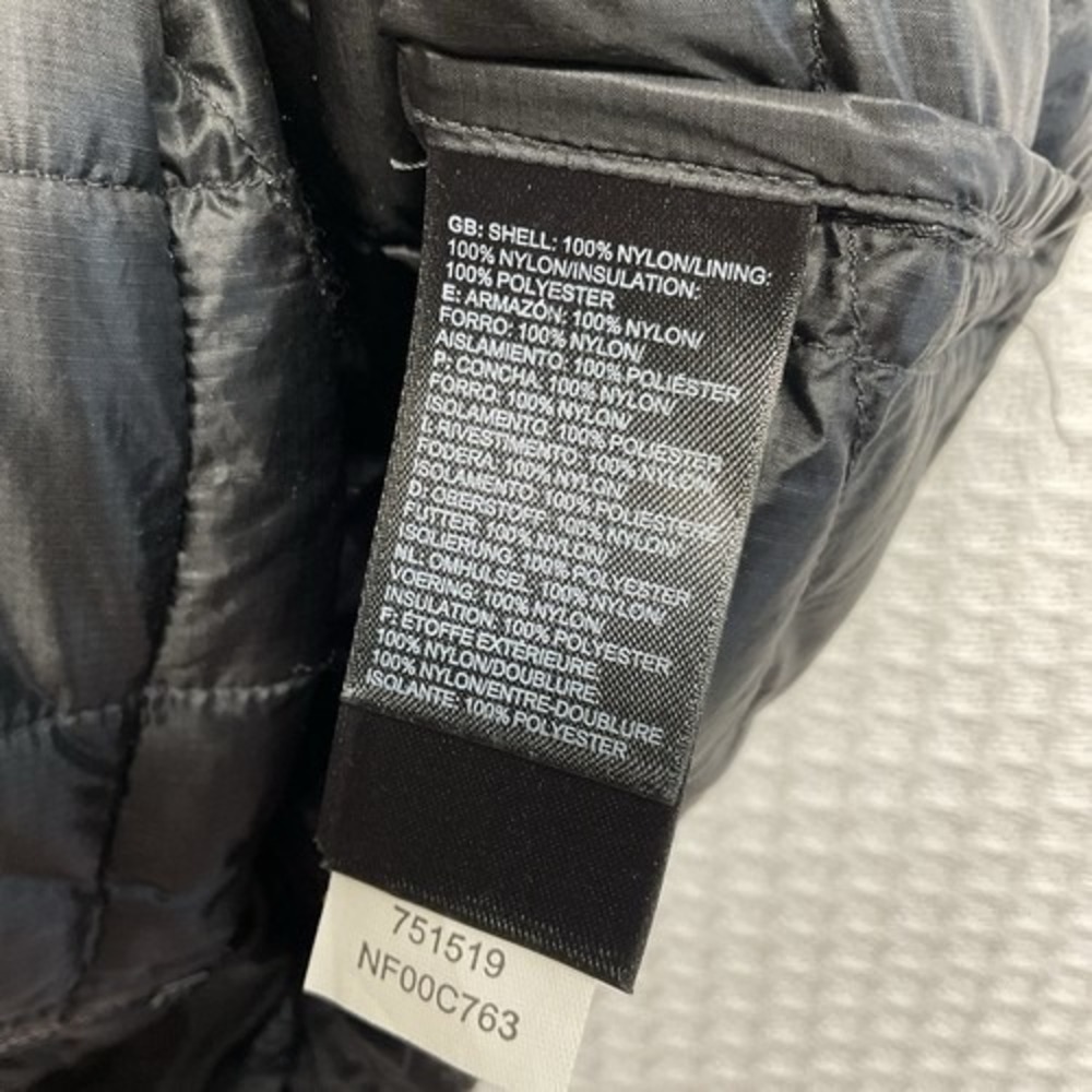 NWOT The North Face ThermoBall Eco Black Outdoor Puffer Vest Men XL Vietnam - Picture 5 of 11